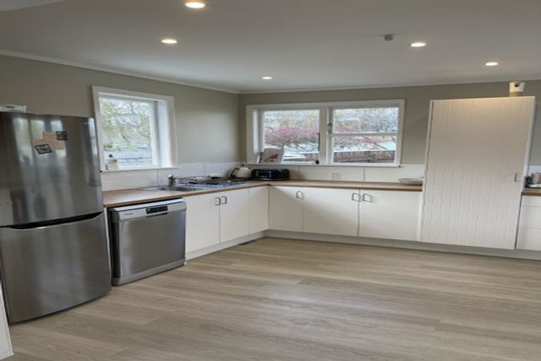 Photo of property in 13 Byron Street, Trentham, Upper Hutt, 5018