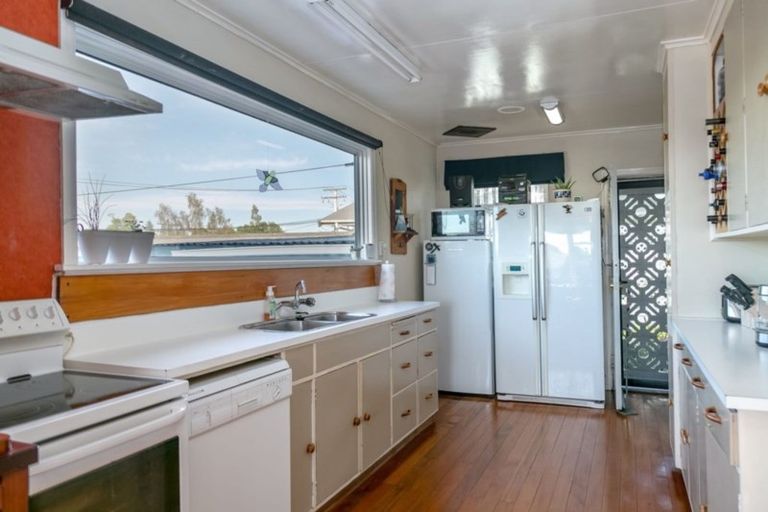 Photo of property in 1 Puriri Crescent, Lansdowne, Masterton, 5810