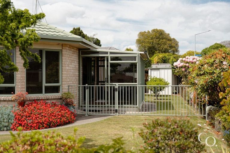 Photo of property in 16 Chaytor Street, Te Puke, 3119