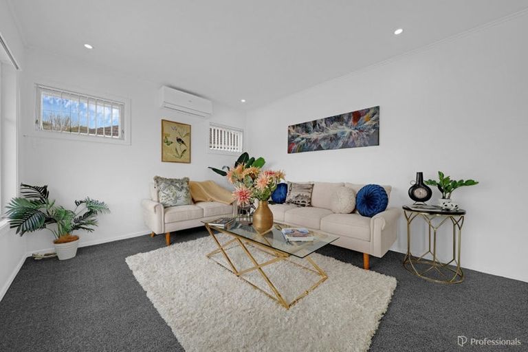 Photo of property in 11 Awatere Street, Clover Park, Auckland, 2023