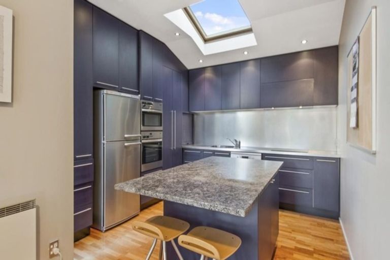 Photo of property in 45a Wroxton Terrace, Merivale, Christchurch, 8014