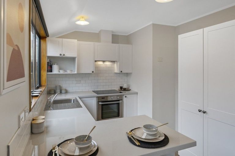 Photo of property in 1 Vining Crescent, Stoke, Nelson, 7011