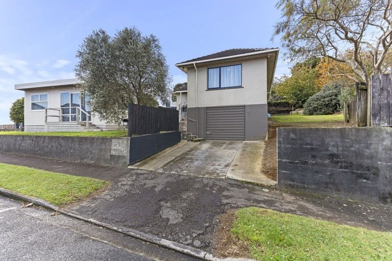 Photo of property in 3 Stuart Place, Blagdon, New Plymouth, 4310