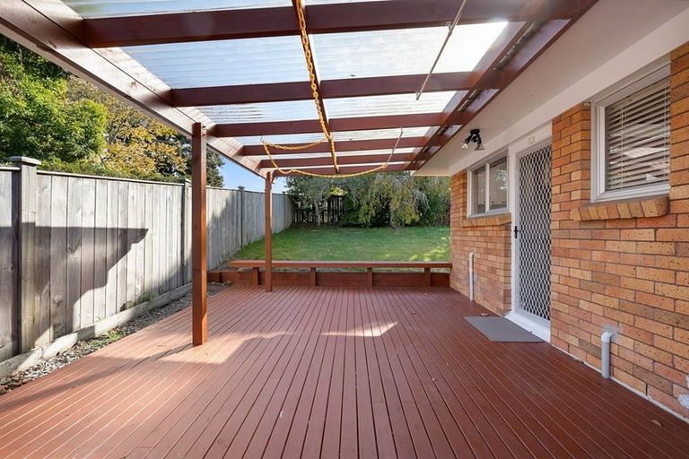 Photo of property in 1/112 Gossamer Drive, Pakuranga Heights, Auckland, 2010