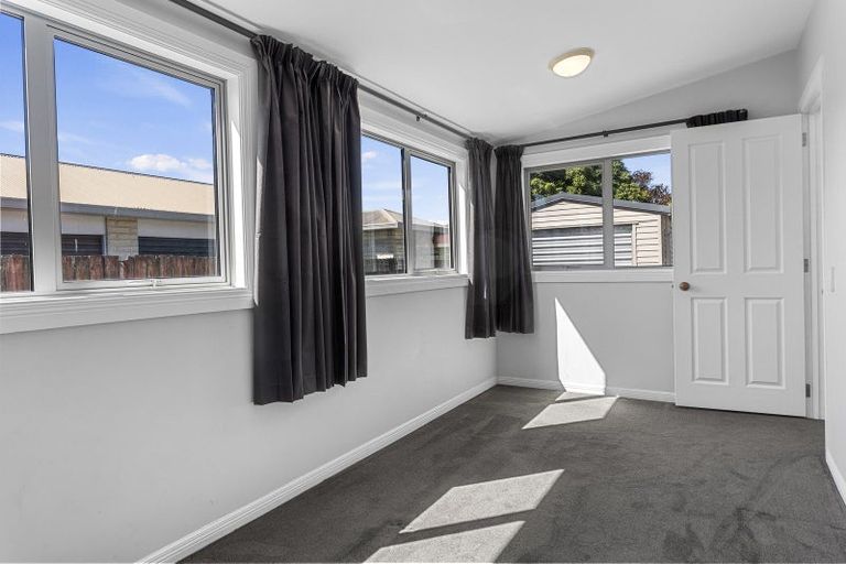 Photo of property in 1/32 Wilson Street, Islington, Christchurch, 8042