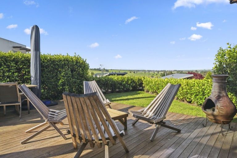 Photo of property in 1/10 Krissell Place, Acacia Bay, Taupo, 3330