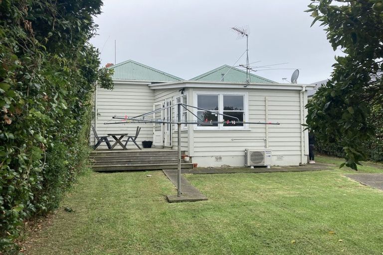 Photo of property in 26 Brixton Road, Mount Eden, Auckland, 1024
