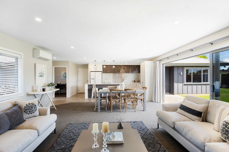 Photo of property in 806a Sylvan Road, Parkvale, Hastings, 4122