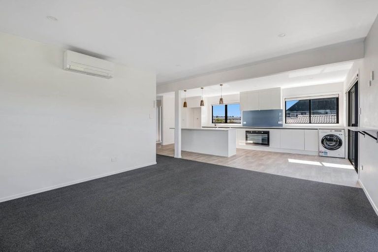 Photo of property in 7/19 Milton Road, Orewa, 0931