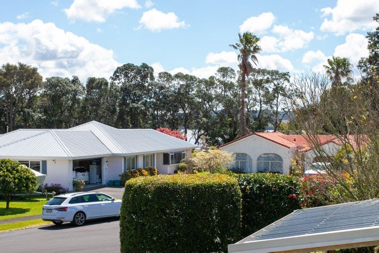 Photo of property in 225 Moana Anu Anu Avenue, Whangamata, 3620