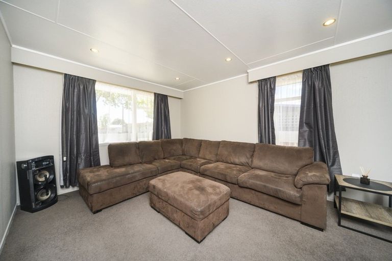 Photo of property in 19 Clarke Avenue, Highbury, Palmerston North, 4412