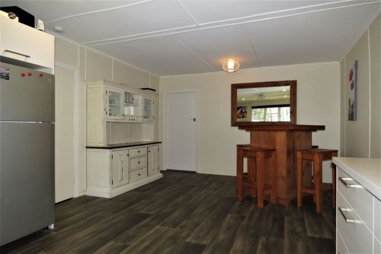 Photo of property in 22 Chamberlain Avenue, Amberley, 7481