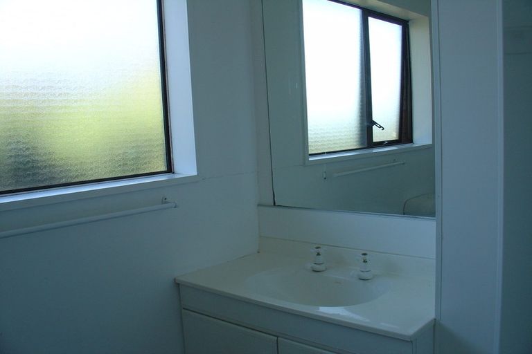 Photo of property in 4/13 Allard Street, Edgeware, Christchurch, 8013