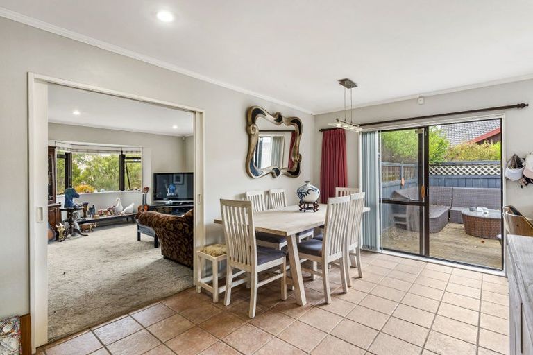 Photo of property in 28 Cedar Drive, Paraparaumu Beach, Paraparaumu, 5032