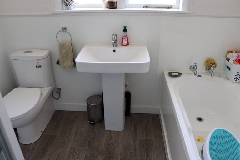 Photo of property in 52 Happy Valley Road, Owhiro Bay, Wellington, 6023