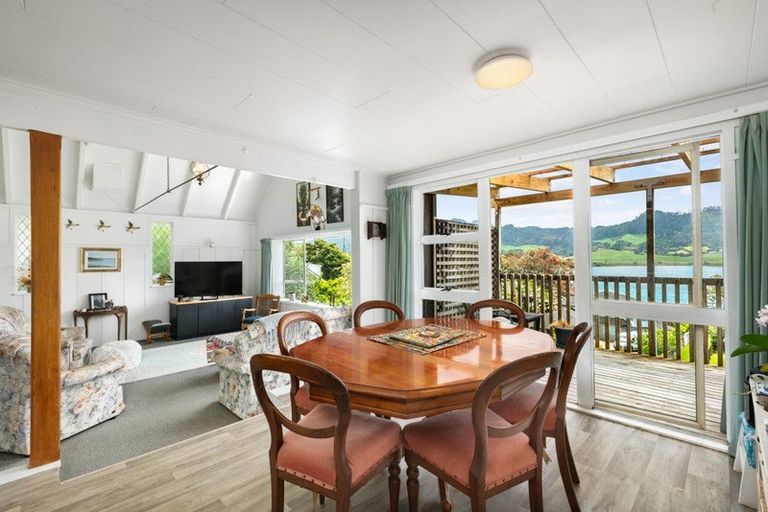 Photo of property in 10 Moana Drive, Tanners Point, Katikati, 3177