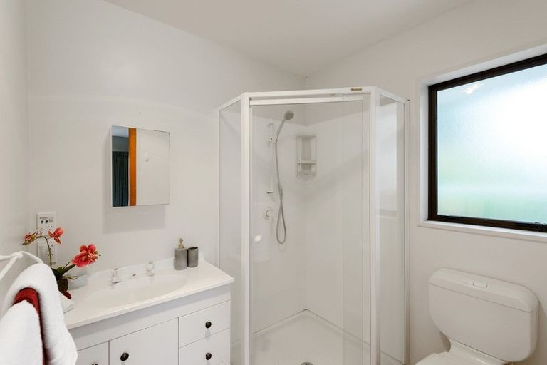 Photo of property in 21 Forest Park Place, Parklands, Christchurch, 8083