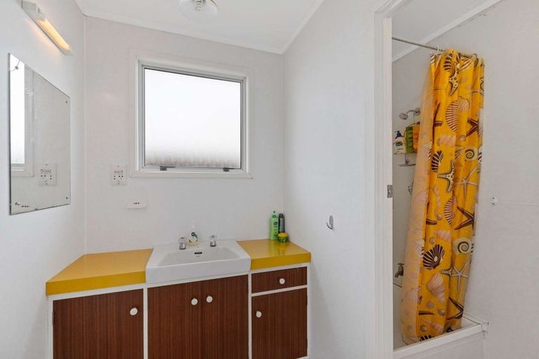 Photo of property in 2 Okahukura Road, Tapora, Wellsford, 0977