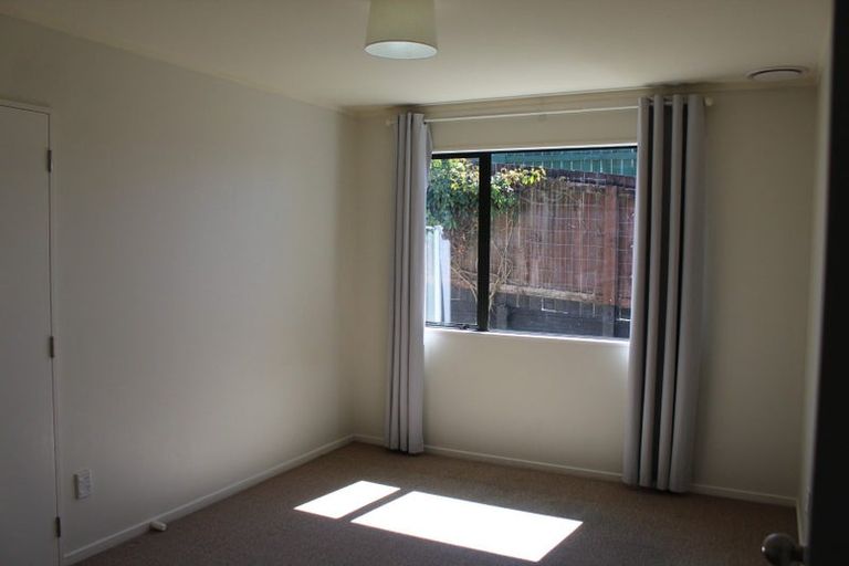Photo of property in 92 Parnell Heights, Kelvin Grove, Palmerston North, 4414