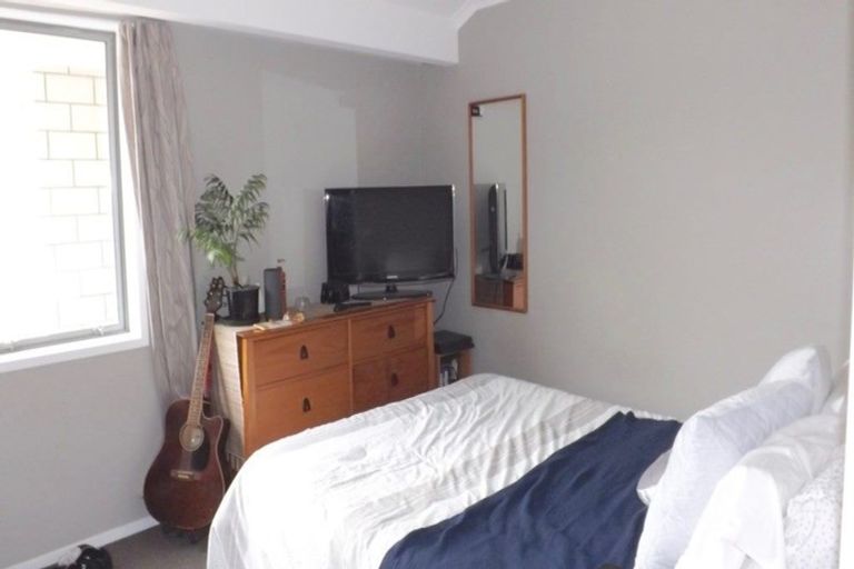 Photo of property in 5 Ballintoy Park Drive, Welcome Bay, Tauranga, 3175