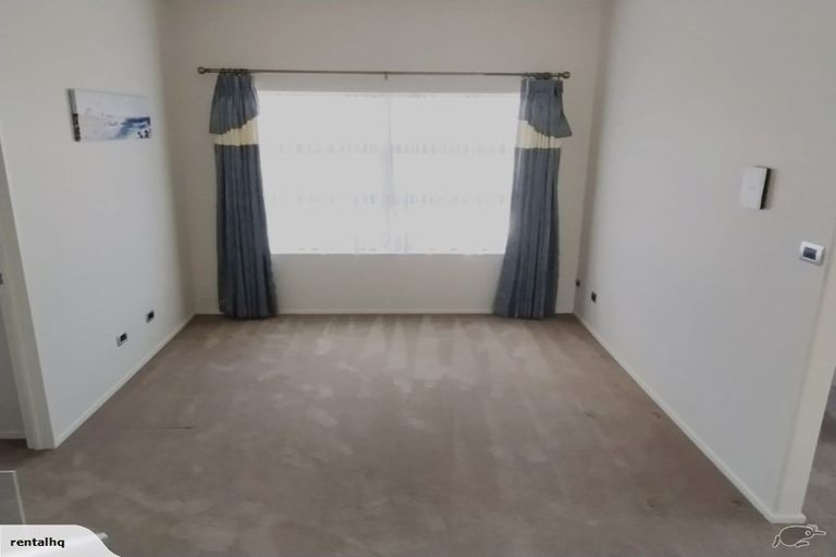 Photo of property in 14 Golden Morning Drive, Albany Heights, Auckland, 0632