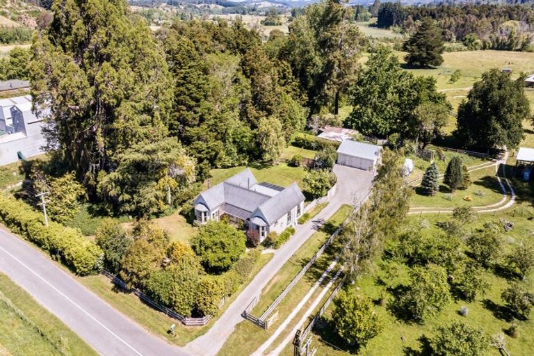 Photo of property in 43 Old House Road, Upper Moutere, 7175