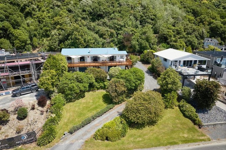 Photo of property in 132 Torquay Street, Kaikoura, 7300