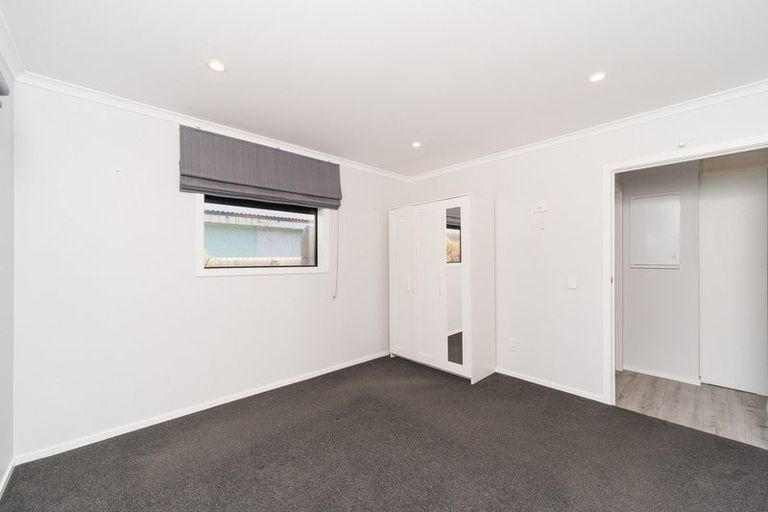Photo of property in 8b Sinclair Avenue, Highbury, Palmerston North, 4412
