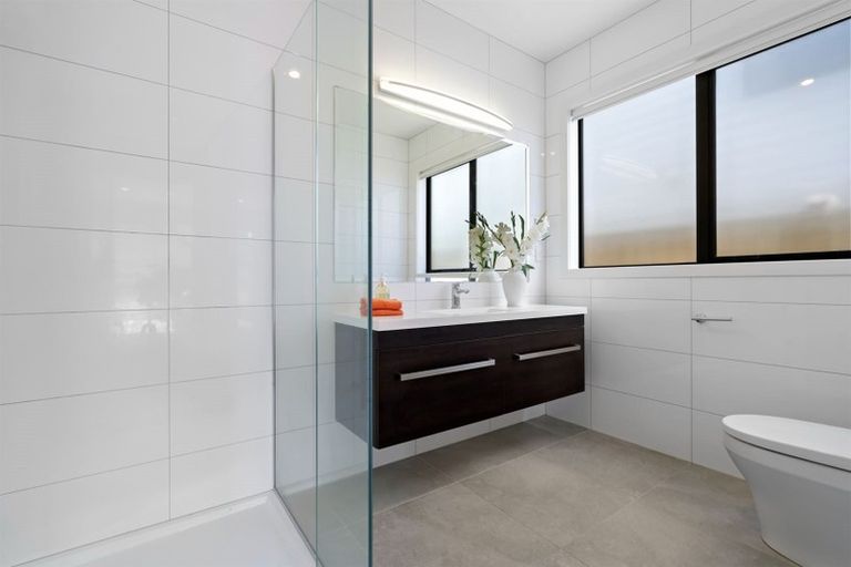 Photo of property in 7 Barque Rise, Long Bay, Auckland, 0630