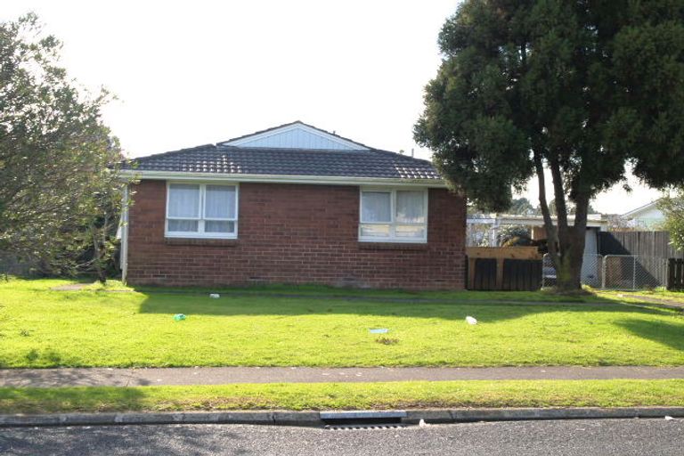 Photo of property in 50 Chelburn Crescent, Mangere East, Auckland, 2024