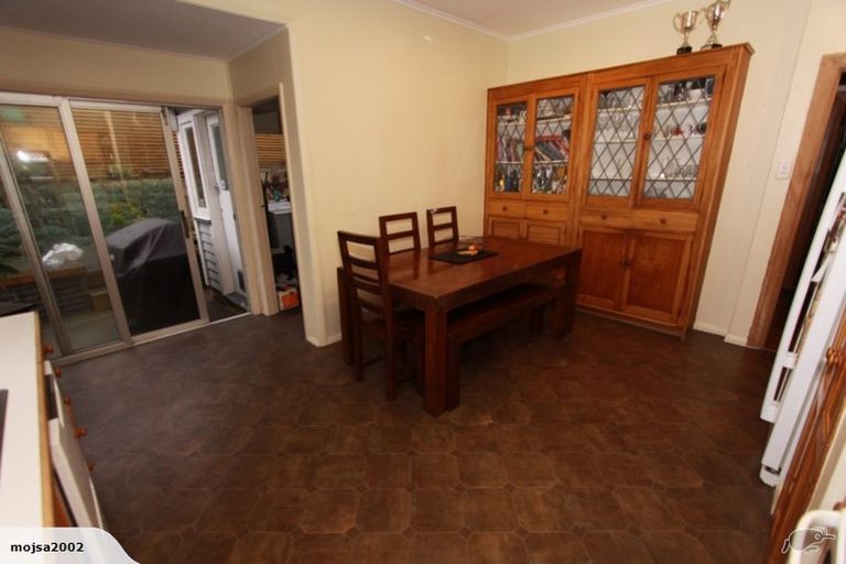 Photo of property in 9 Chesterton Street, Johnsonville, Wellington, 6037