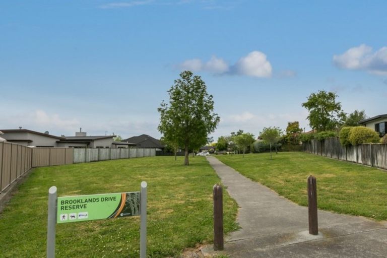 Photo of property in 24 Brooklands Drive, Havelock North, 4130