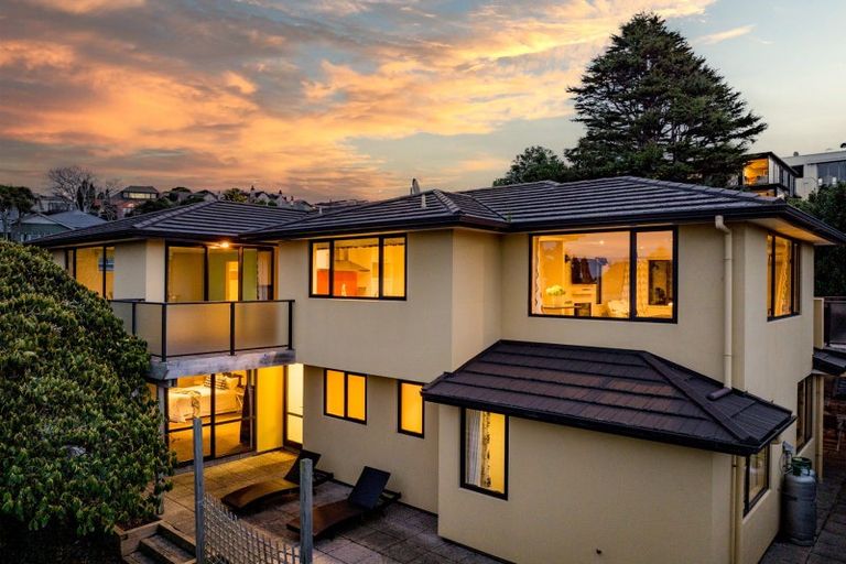 Photo of property in 27 Erin Street, Roslyn, Dunedin, 9010