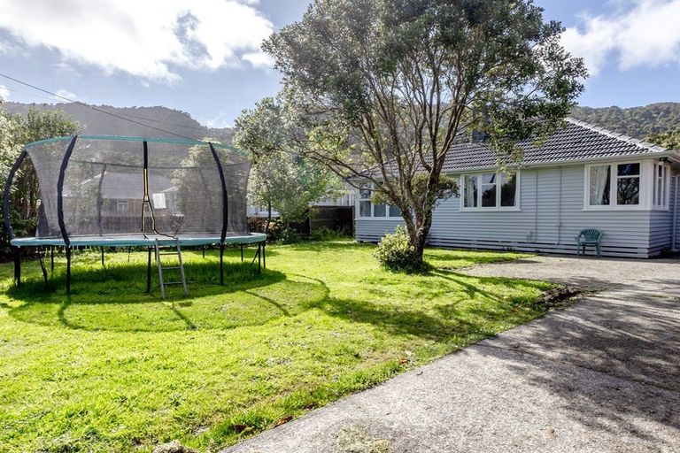 Photo of property in 73 Richmond Street, Cobden, Greymouth, 7802