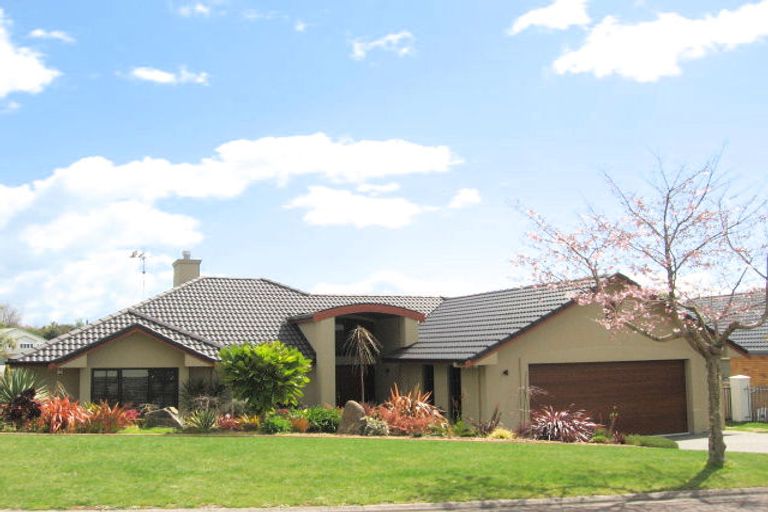 Photo of property in 15 Richmond Heights, Bethlehem, Tauranga, 3110