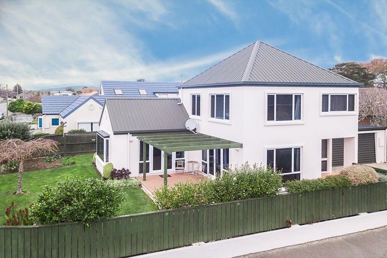 Photo of property in 68 Balrudry Street, Avonhead, Christchurch, 8042