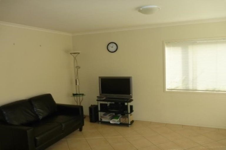 Photo of property in 47 Tiri Tiri Road, Birkdale, Auckland, 0626