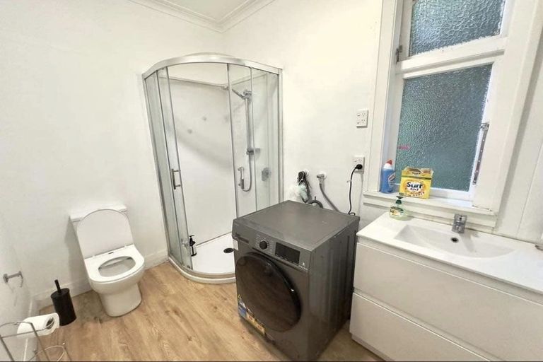 Photo of property in 56 Raroa Road, Kelburn, Wellington, 6012