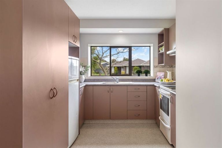 Photo of property in 4 Thistledown Place, Woolston, Christchurch, 8062