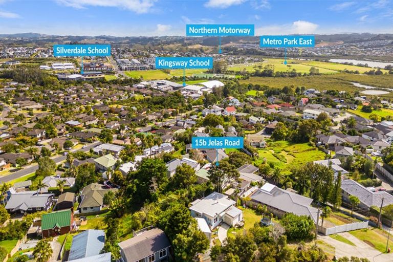 Photo of property in 15 Jelas Road, Red Beach, 0932