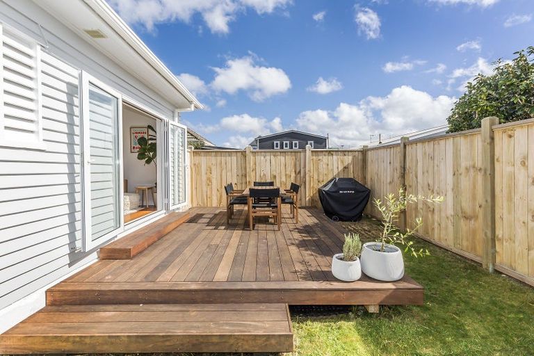 Photo of property in 439 Broadway, Miramar, Wellington, 6022