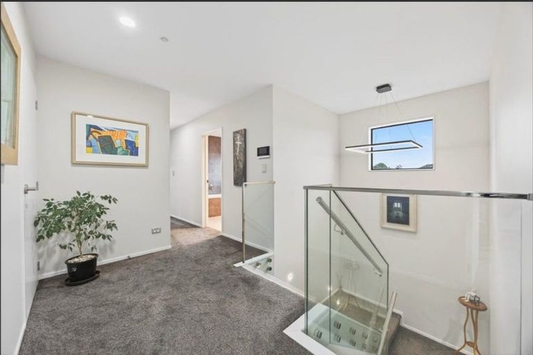 Photo of property in 3b Cardiff Road, Pakuranga, Auckland, 2010