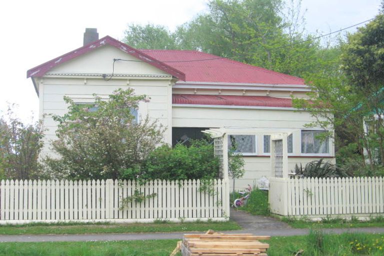 Photo of property in 16 Millar Street, Te Aroha, 3320