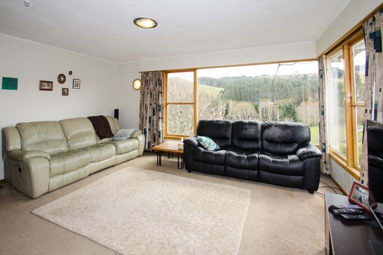 Photo of property in 491 Kaikorai Valley Road, Bradford, Dunedin, 9011