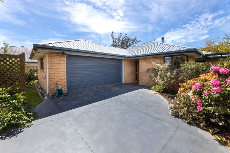 Photo of property in 13 Brooker Place, Kirwee, Darfield, 7571