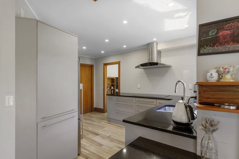 Photo of property in 3 Colin Grove, Hutt Central, Lower Hutt, 5010