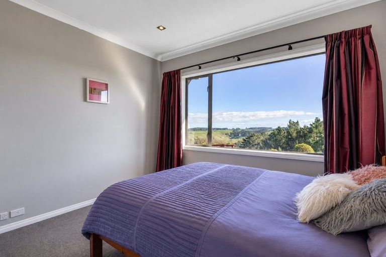Photo of property in 355 Ngawhini Road, Hawera, 4674