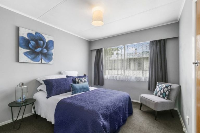 Photo of property in 258 Wellington Road, Wainuiomata, Lower Hutt, 5014