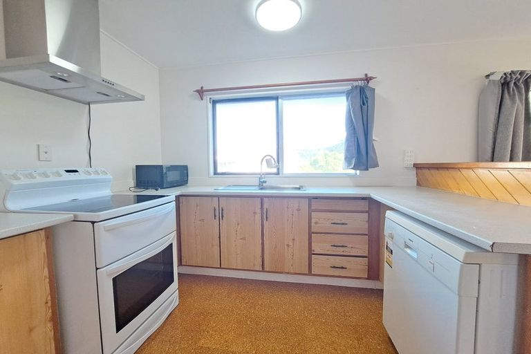 Photo of property in 146 Lynn Road, Bayview, Auckland, 0629