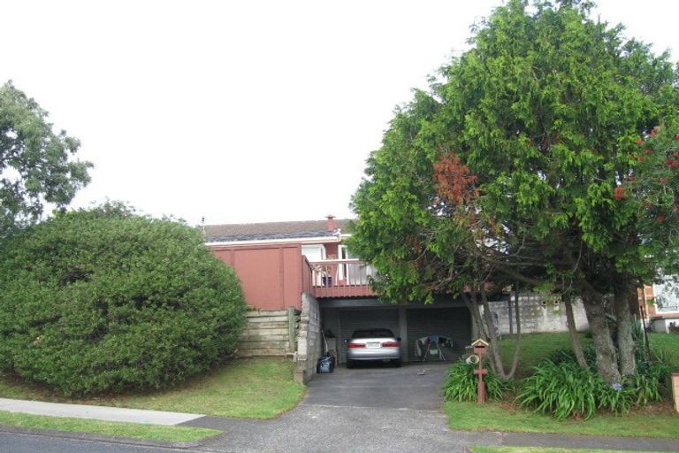 Photo of property in 48 Ellesmere Crescent, Pakuranga Heights, Auckland, 2010